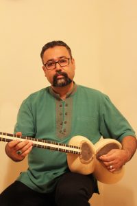حمیدرضا-جوان-آموزش-تار-و-سه-تار (5)