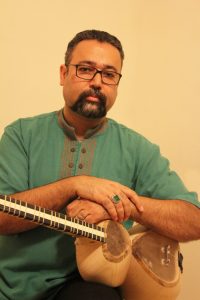 حمیدرضا-جوان-آموزش-تار-و-سه-تار (6)